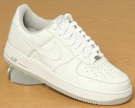 Air Force One Low